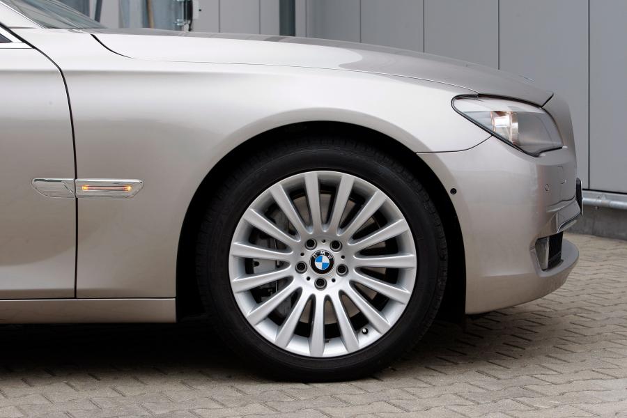 Колеса BMW 750Li (F02) 2008 года  (WW) (фото 19 из 25)